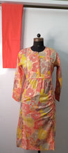 Load image into Gallery viewer, Camric Cotton Kurti Full Set
