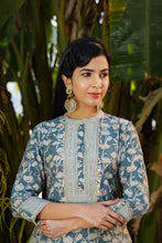 Load image into Gallery viewer, Muslin Kurti Pant Set
