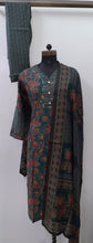 Load image into Gallery viewer, Kurti Set With Dupatta
