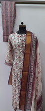 Load image into Gallery viewer, Beautiful Kurti Set With Dupatta
