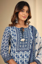 Load image into Gallery viewer, Kurti Set With Dupatta
