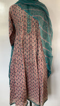 Load image into Gallery viewer, Hand Block Cotton Tunic with Kota Doriya Dupatta
