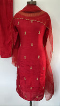 Load image into Gallery viewer, Red Zardozi Work Dola Silk Full Set
