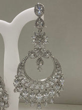 Load image into Gallery viewer, Zircon Earrings
